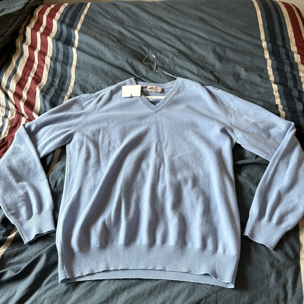 Hermés Men’s Cashmere V-Neck Sweater XXL
